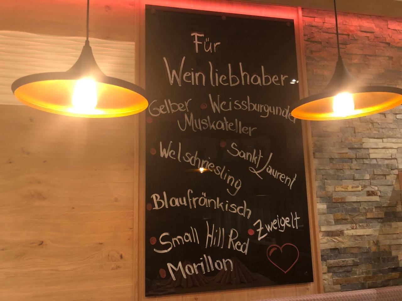 Gasthof Menuewirt Sankt Kanzian am Klopeiner See Exterior foto